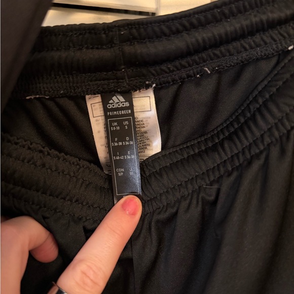 Nike Dri-FIT Gray and Pink Shorts - Picture 4 of 4